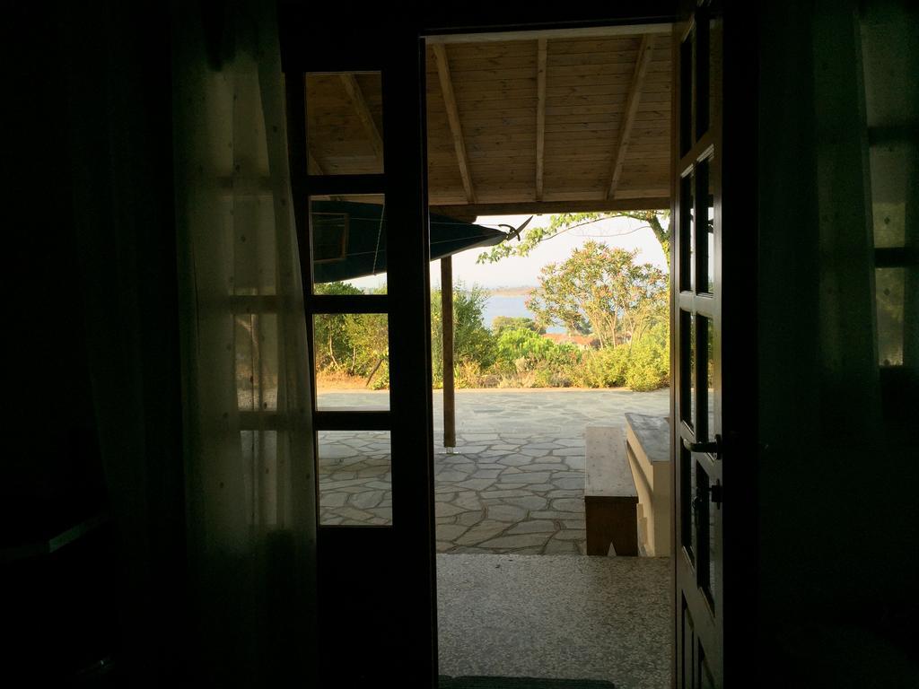 Lofos Vourvourou Apartment Exterior photo